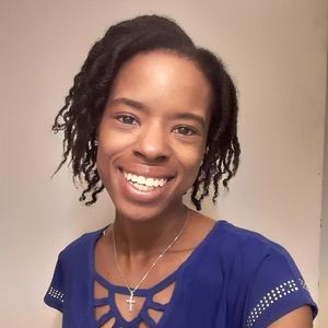 Meet your Posher, Shae